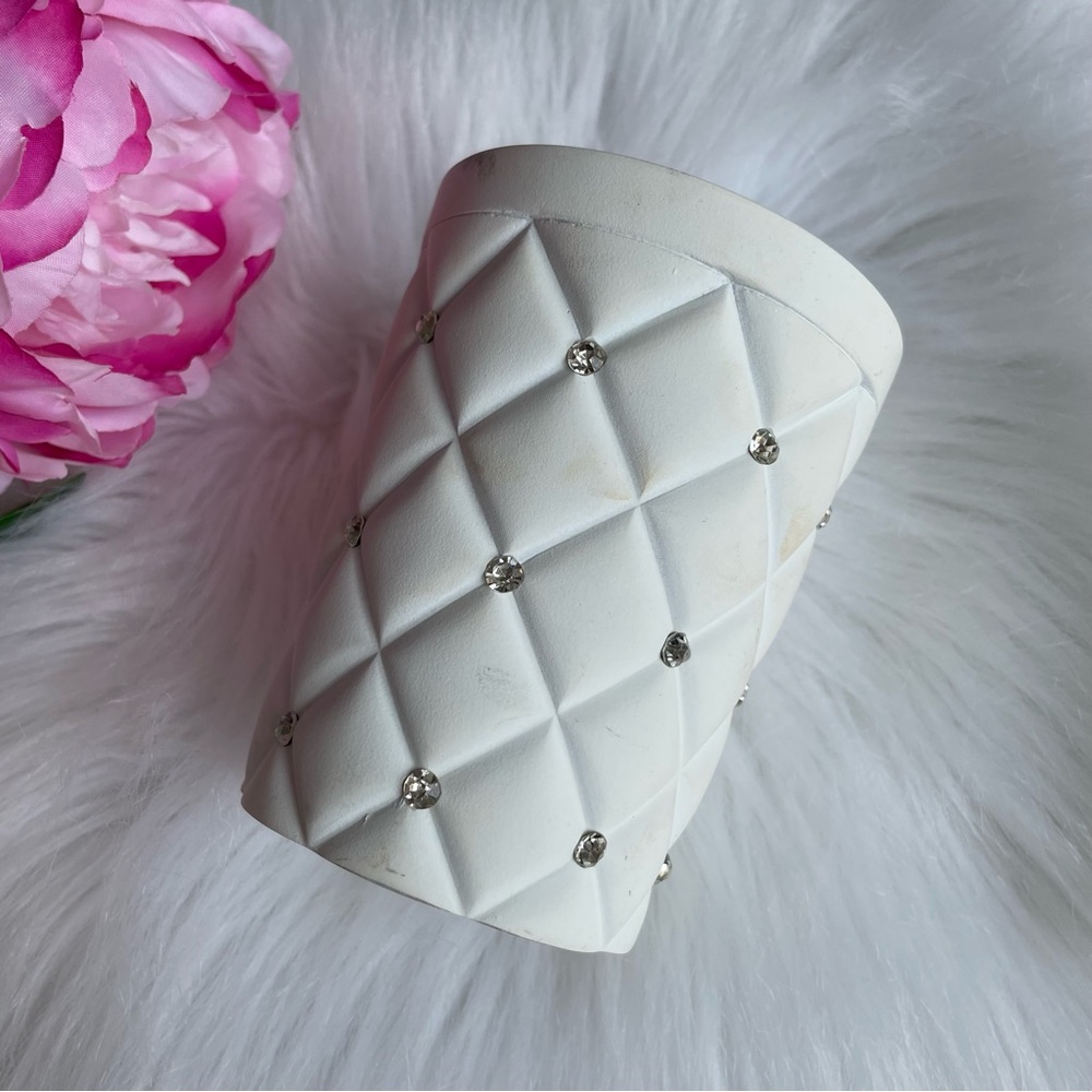 Makeup Brush Holder - Picture 6 of 7